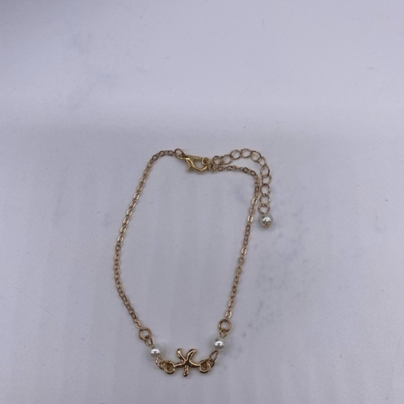 Starfish Tassel Gold Tone Bracelet With Faux Pearl Accents Adjustable Chain - Picture 2 of 6